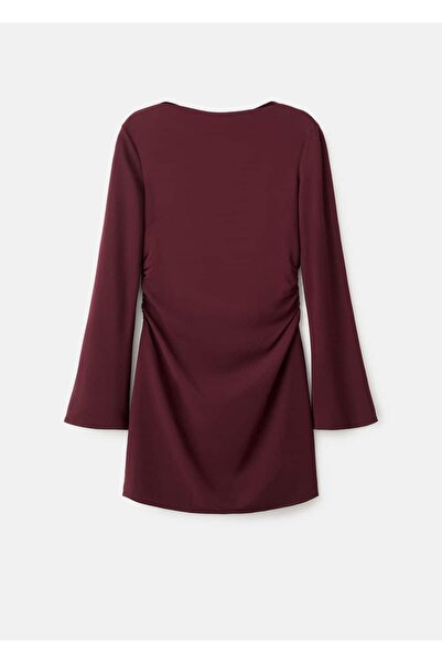 MANGO Woman Büzgülü kayık yaka elbise