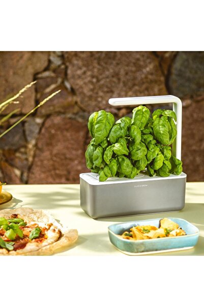 Click and Grow مجموعة حديقة أعشاب داخلية مع إضاءة | حديقة ذكية لمنزلك ونوافذ المطبخ | سهلة