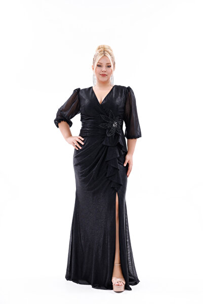 BDM Exclusive Parlak Şifon Drapeli Çiçek Aplik Detaylı Büyük Beden Abiye Elbise