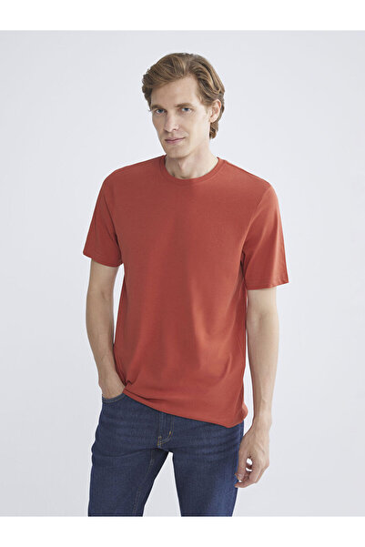 LC Waikiki Create Your Style from Uzg Store |   Crew Neck Combed Cotton Men's T-Shirt