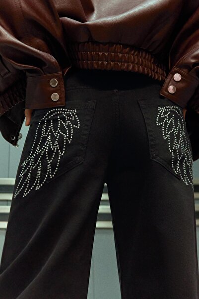 Bershka Straight fit düşük belli stras detaylı pantolon