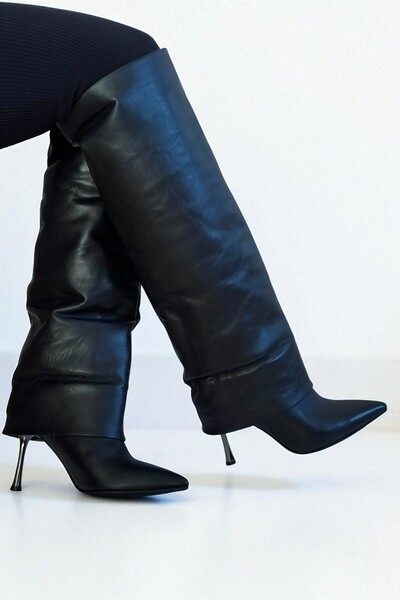 ERS Air Comfort Siyah Hakiki Deri Kadın Diz Altı Çizme 9 cm Metal Topuk Sivri Burun