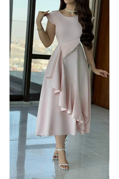 VİVİ فستان أنثوي راقٍ بلون وردي فاتح