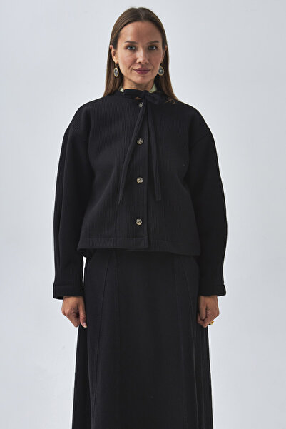 ZÜLAYS Yakası Bağlamalı Kısa Ceket Siyah