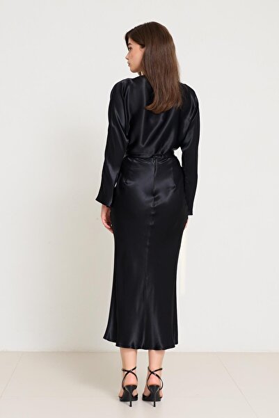 Setre Siyah Tam Kalıp Midi Boy Etek