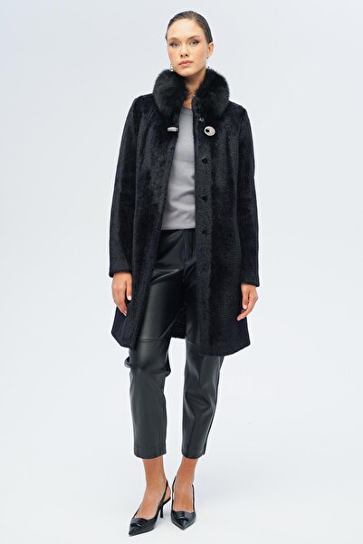 Olcay Premium Plush Coat with Removable Fur Collar and Special Snap Detail Black 3121-Tk