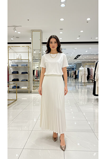 yeşim özcan Pleated skirt
