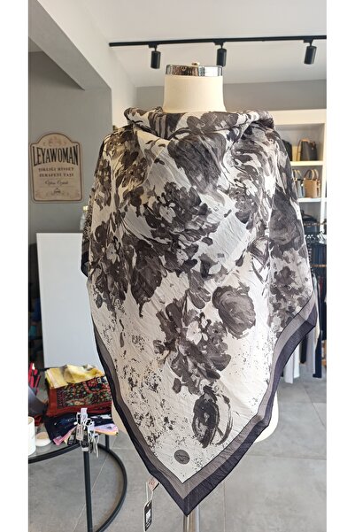 Loryan وشاح حناء مرصع بالألماس