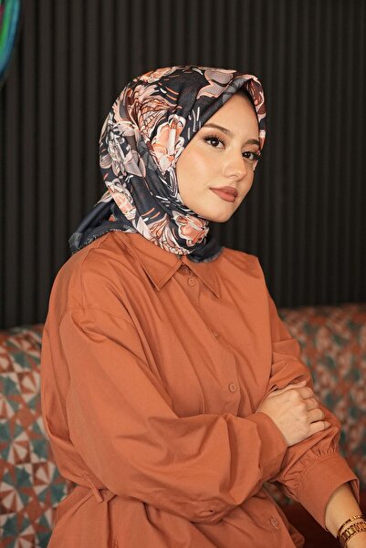 AFVENTE Μαύρο βαμβακερό κασκόλ με σχέδιο παιώνιας