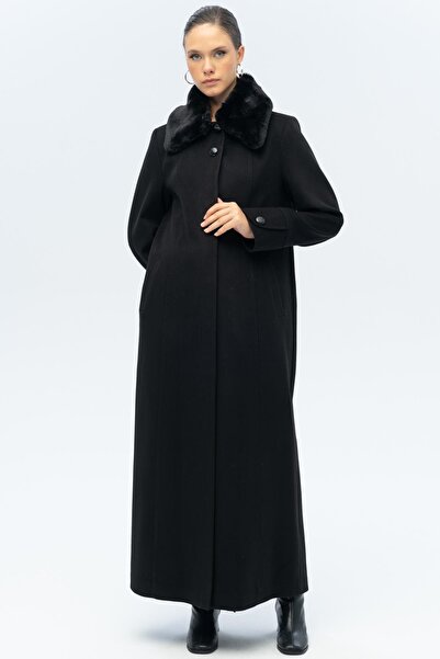 Olcay Large Size Coat with Removable Fur Collar and Punto Detail Black 3143