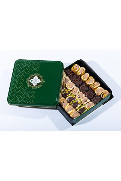MEŞHUR SAFRANBOLU LOKUMCUSU علبة معدنية خضراء تحتوي على حلويات تركية متنوعة 8...