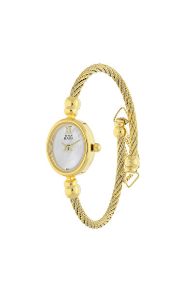 Titan ساعة نسائية تناظرية بمينا أبيض - 197YM03