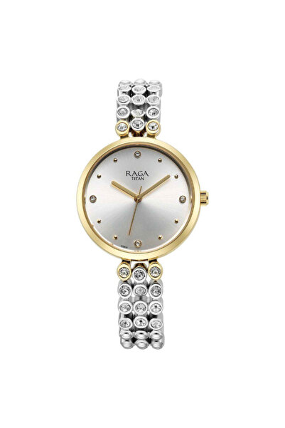 Titan ساعة نسائية تناظرية بمينا فضي - 95262BM01