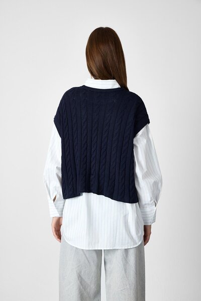 SHERIN Navy Blue Sweater