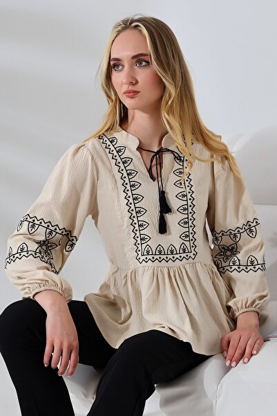 Lir Women's Embroidery Detailed Blouse Stone