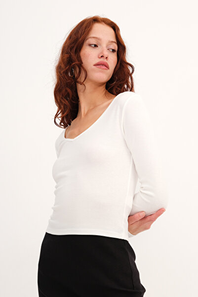 Addax Βασική μπλούζα με μακρύ μανίκι με λαιμόκοψη σε σχήμα V B12343