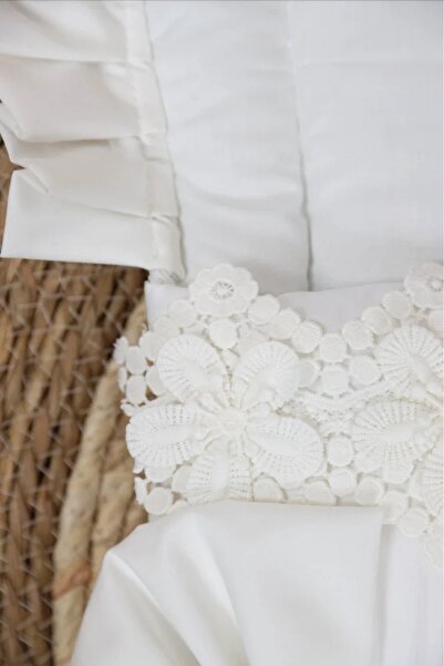 Fun Moment Newborn swaddle wrap with luxurious lace and cotton interior