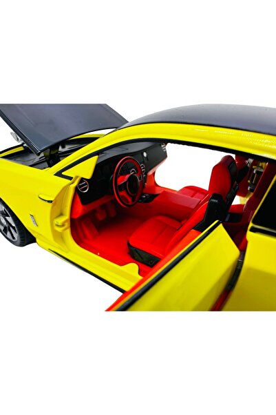 JPT Yellow Rolls Royce Wraith 1/24 Model with Lights & Sound