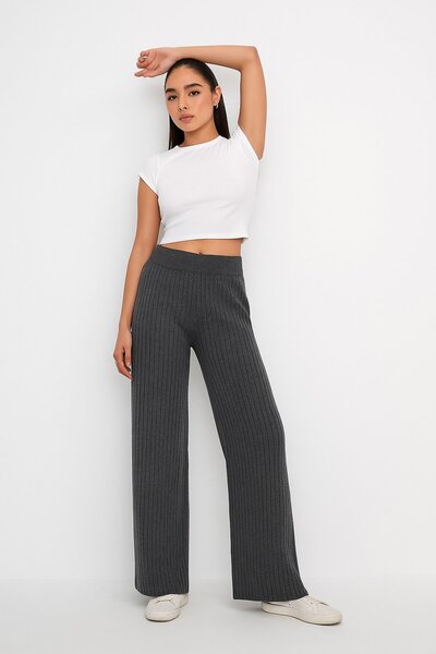 HAKKE Belt Bagged Ribbed Knitwear Pants