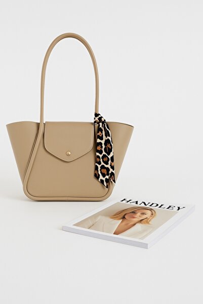 Handley Geantă de umăr de mare capacitate cu detaliu de eșarfă de lux