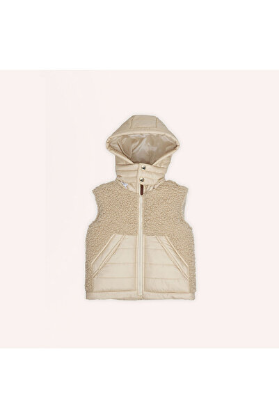 LC Waikiki Erkek Çocuk Pelüş Detaylı Micro Yelek