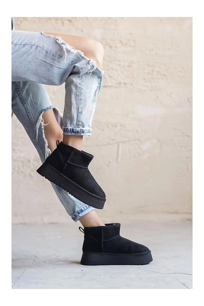 ÖZDE shoes بوت نسائي صغير من الشمواه بلون التان، مع بطانة فرو ونعل سميك