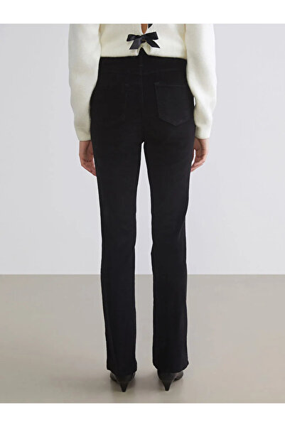 LC Waikiki LCWAIKIKI Classic Siyah Dar Fit Kadife Kadın Pantolon
