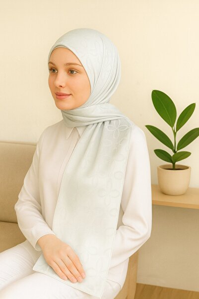 VIEN POLO Moalețe mătăsoasă – șal din satin ușor de format