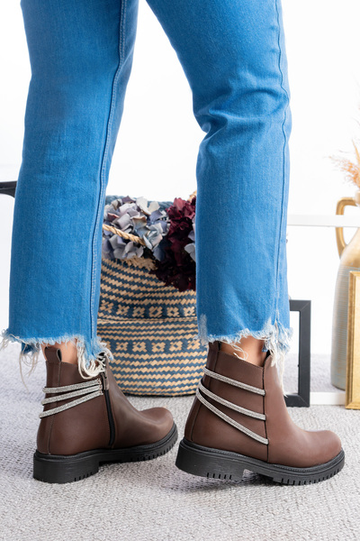 ELMANDO Mat Taş Şeritli Yandan Taş Detaylı Fermuarlı Zümrüt Mevsimlik Klasik Kadın Kısa Bot Bootie