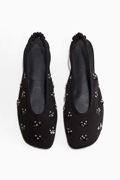 H&M أحذية مزينة بكعب مفتوح من الخلف