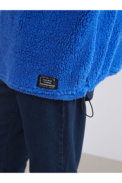 LC Waikiki Hilfa Yeni Sezon Dik Yaka Uzun Kollu Pelüş Erkek Sweatshirt