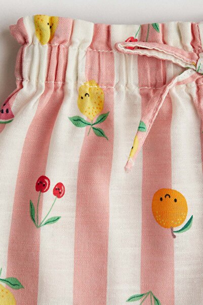 H&M Paper bag shorts