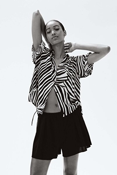 H&M Crinkled jersey shorts