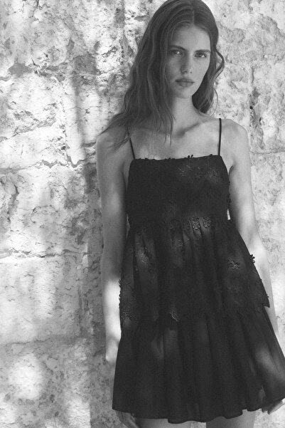 H&M Appliquéd strappy top