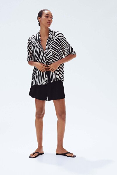 H&M Crinkled jersey shorts