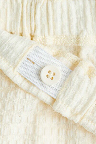 H&M 2-piece shirt and shorts set