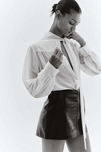 H&M Bow-collar chiffon blouse