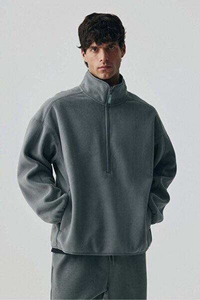 H&M Fleece sports top
