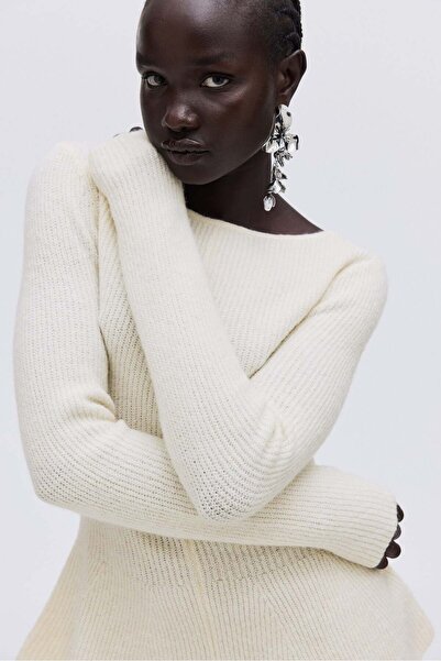 H&M بلوزة ببلوم محبوكة