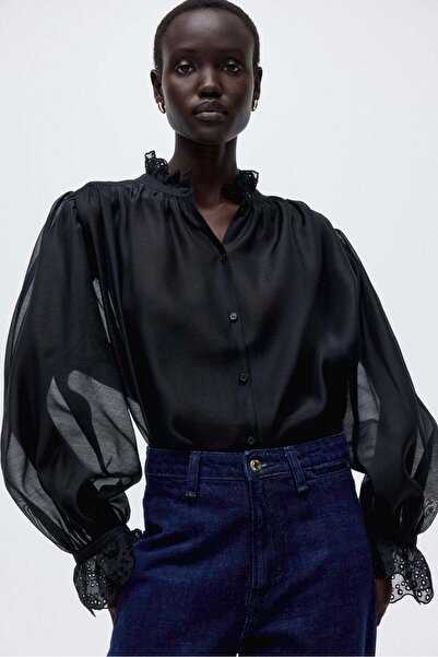 H&M Broderie anglaise-detail blouse