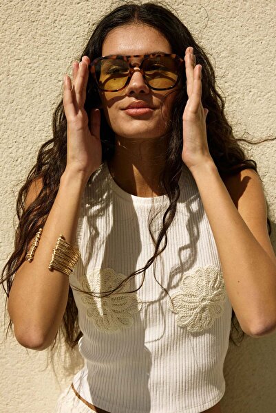 H&M Appliquéd cropped vest top