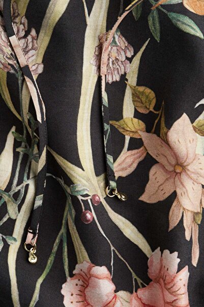 H&M Frill-collar blouse