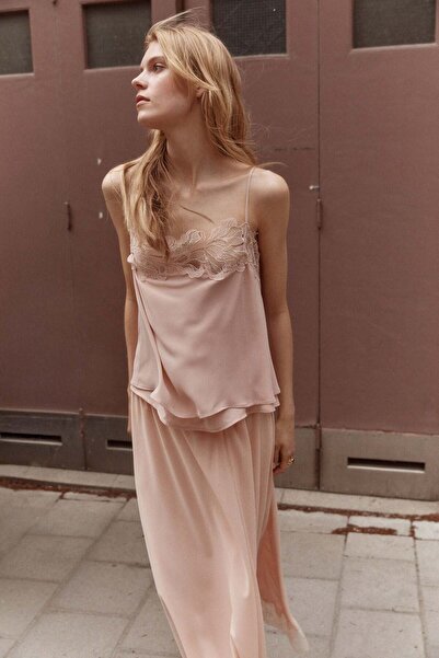 H&M Lace-trimmed chiffon skirt