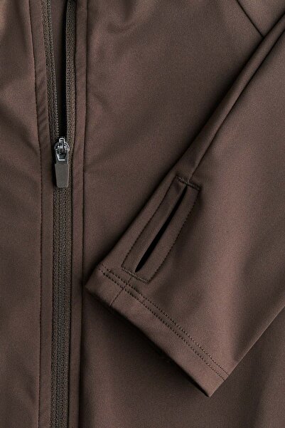 H&M سترة رياضية من النايلون مع DryMove™