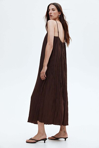 H&M Crinkled strappy dress