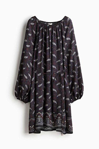 H&M Oversized tie-belt dress