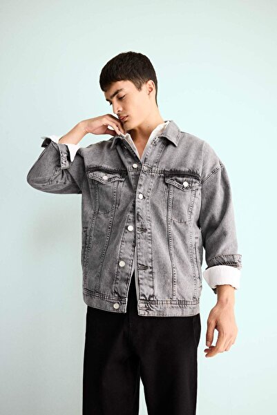 DeFacto Oversize Geniş Kalıp Düğmeli Denim Ceket F4736AX25AU