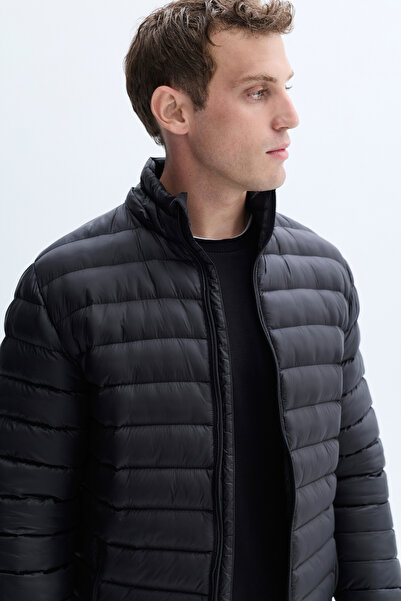 Mudo Quilted Hooded Puffer Coat