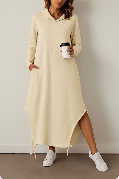 Sisa Butik Asimetrik Kesim Kapşonlu Iki Iplik Kumaş Elbise