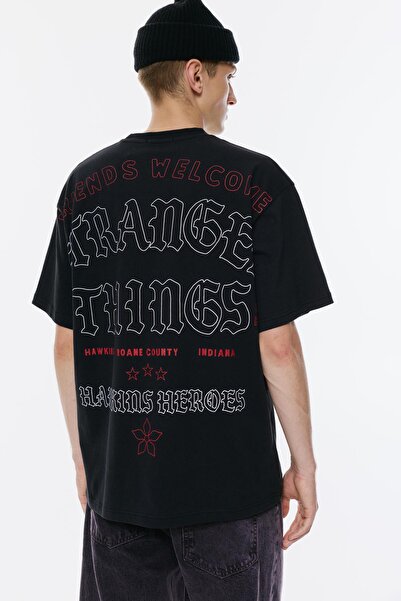 Pull & Bear Stranger Things Hellfire Club t-shirt